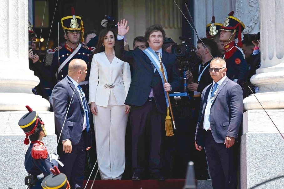 米莱宣誓就任阿根廷总统，泽连斯基和匈牙利总理欧尔班现身就职仪式