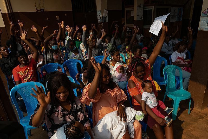 喀麦隆开始接种全球首款疟疾疫苗